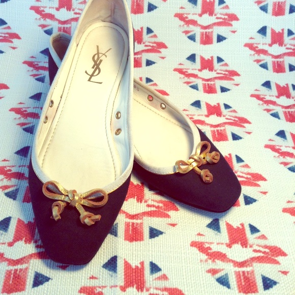 Yves Saint Laurent Shoes - YSL Yves Saint Laurent Black Canvas Ballet Flat